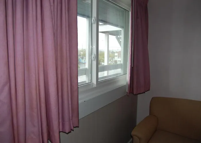 Sea Breeze Ocean Hotel Ocean City
