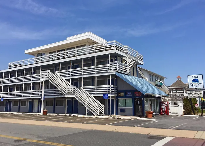 Sea Breeze Ocean Hotel